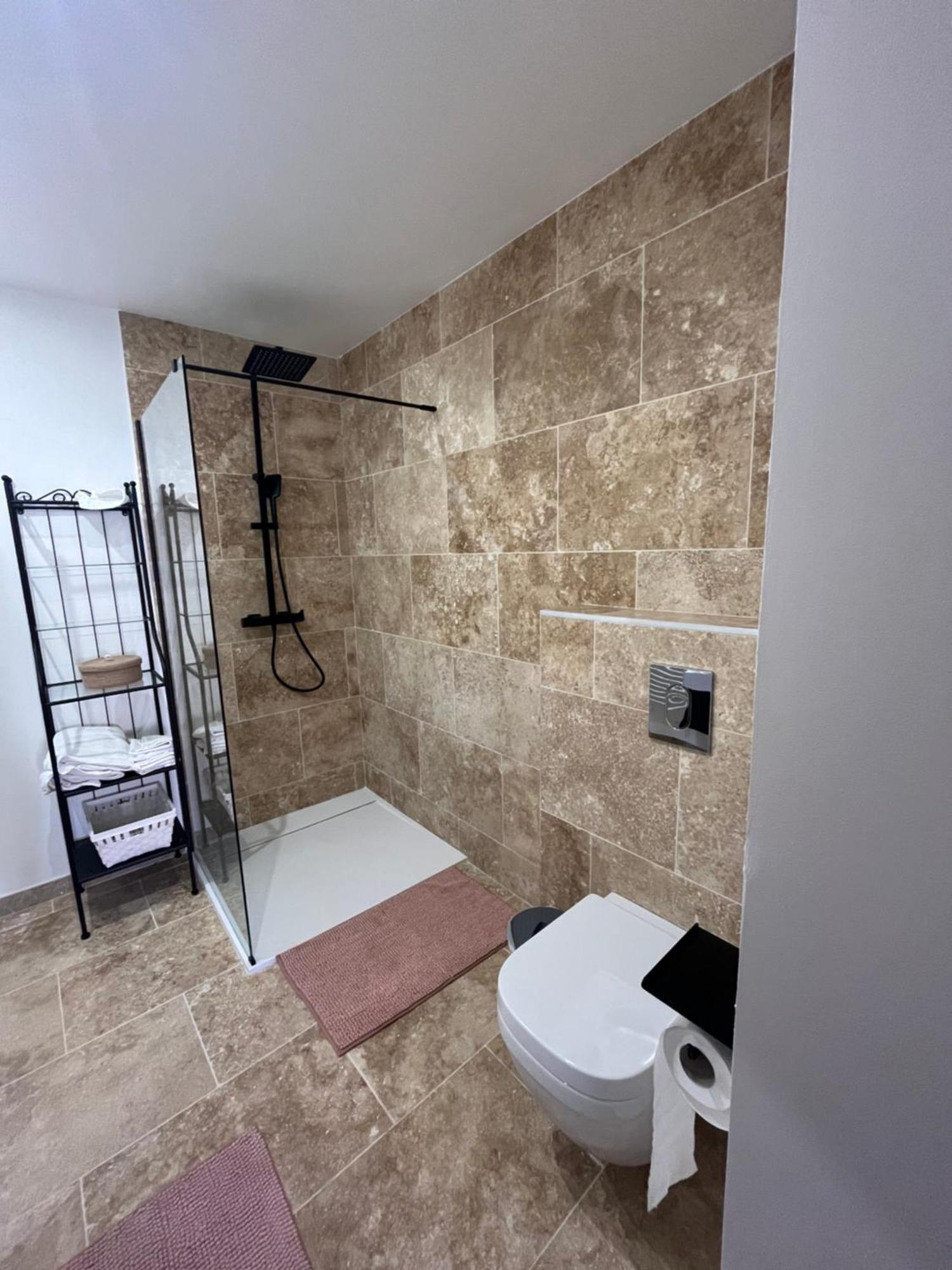 Lussac  Repaire - Le Repaire De Maltus "Gites & Spa" מראה חיצוני תמונה