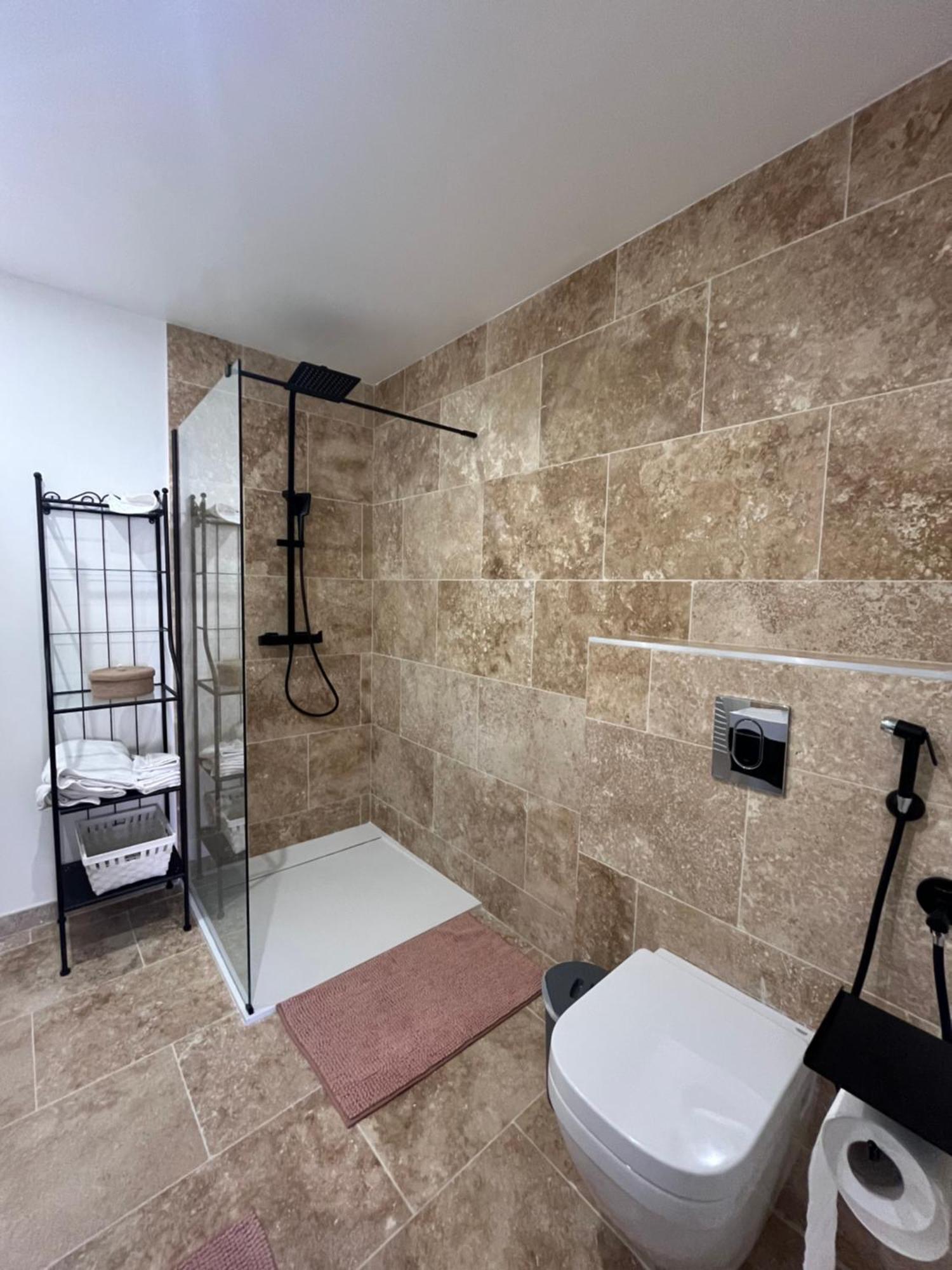 Lussac  Repaire - Le Repaire De Maltus "Gites & Spa" מראה חיצוני תמונה